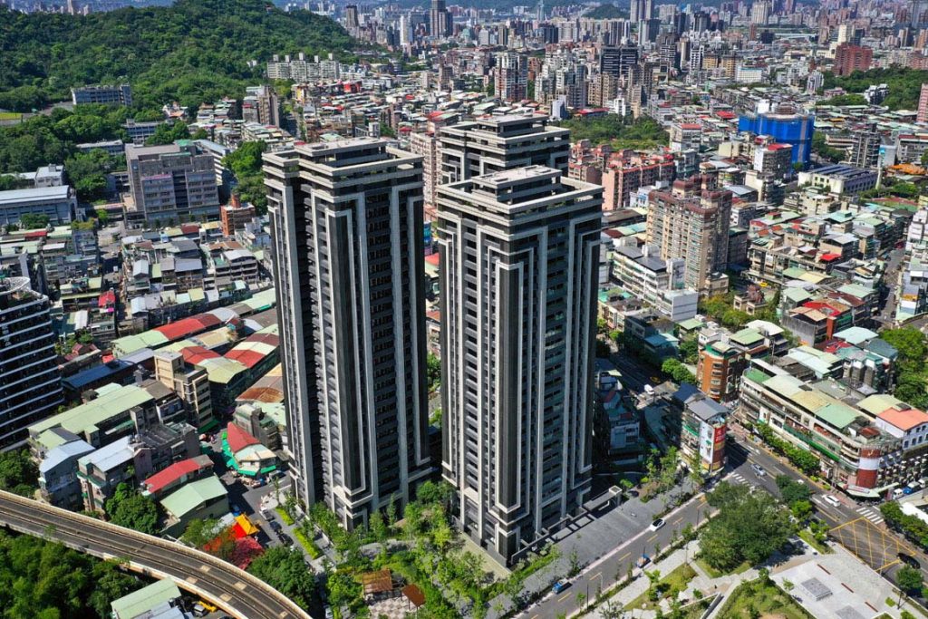 Kuo Yang - South Manor - CEC